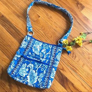 Vera Bradley Crossbody Hipster- Blue Lagoon